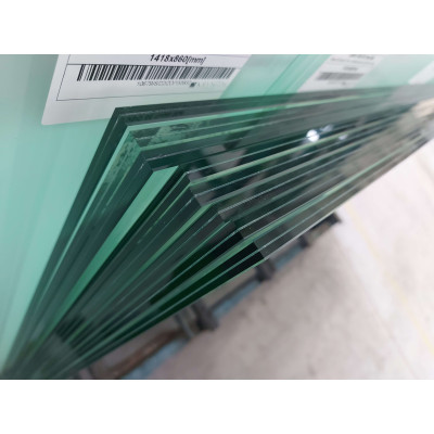 Sklo - VSG 55.1 mliečne, 1389x860mm Sklo - VSG 55.1 mliečne, 1389x860mm