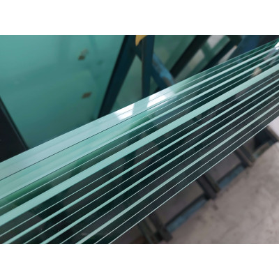 Sklo - VSG 55.1 mliečne, 1389x860mm Sklo - VSG 55.1 mliečne, 1389x860mm