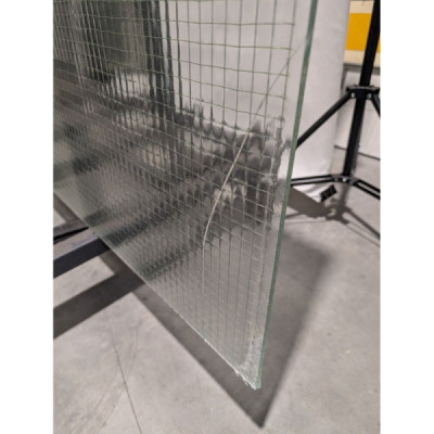 Drôtosklo  – 2040 × 1260 mm